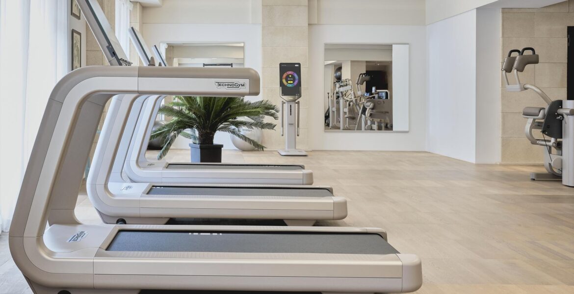 Palazzo Parigi palestra Technogym Milano