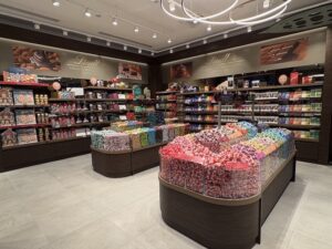 Lindt Chocolate Shop Milano